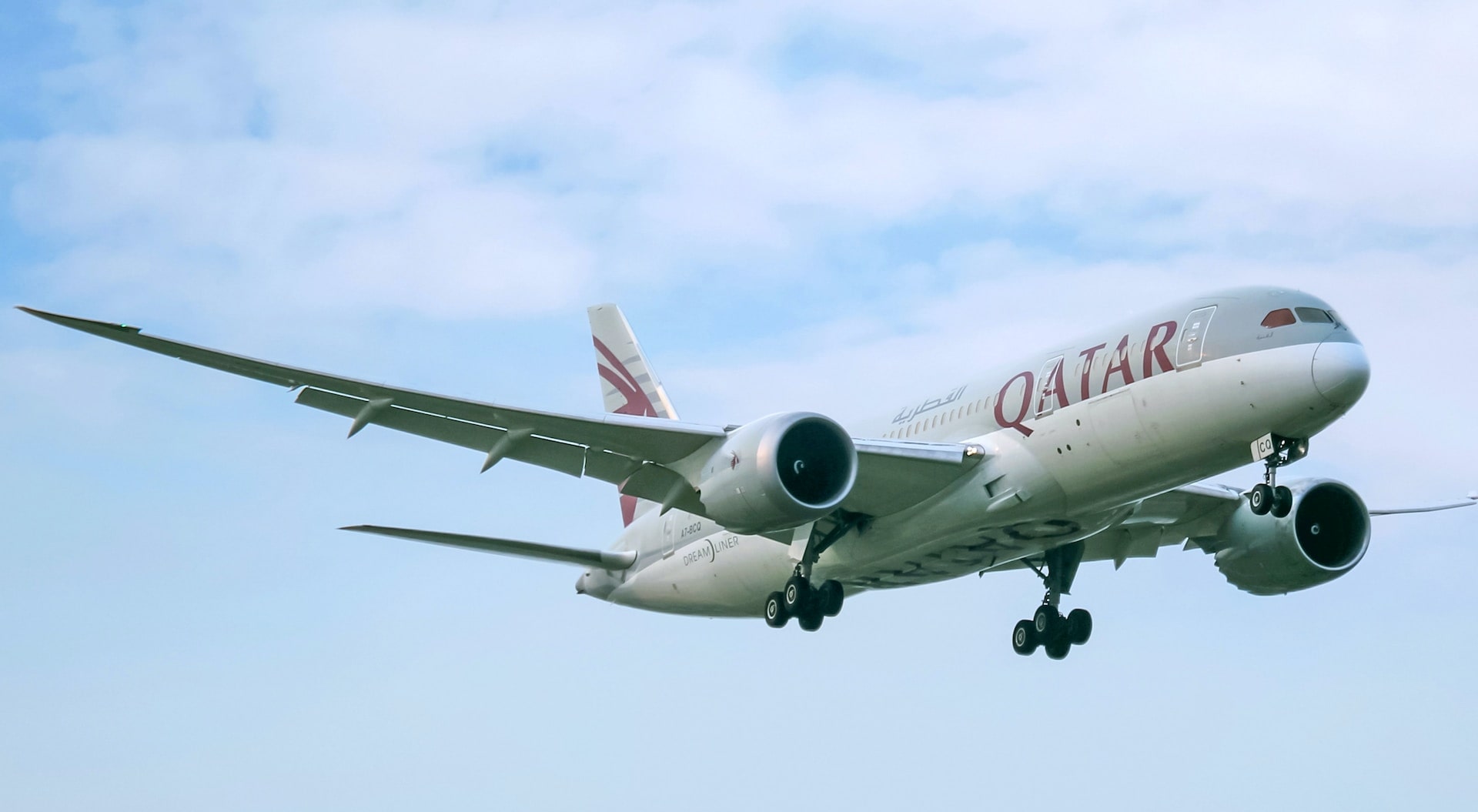Does Qatar Airways Fly to Dubai