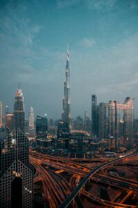 Living in Dubai pros and cons