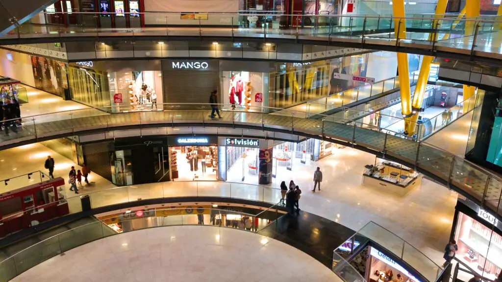 Is Dubai Duty Free cheaper than malls